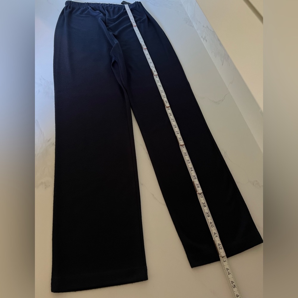 Host’s Pick🦋🌸 2pc navy blue jersey knit top and pant - Picture 13 of 16